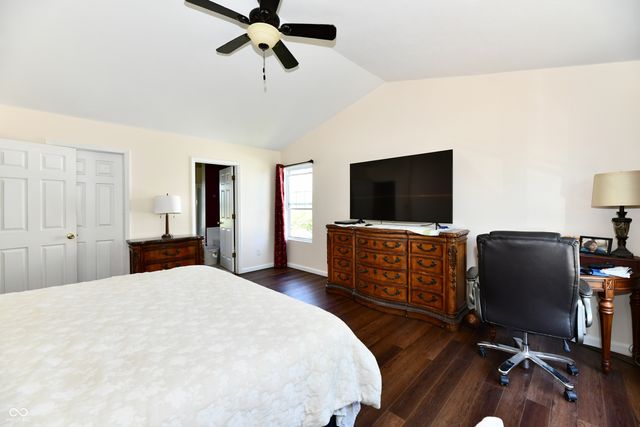 13048 Ross Crossing, Fishers, IN 46038