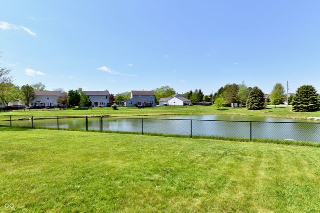 13048 Ross Crossing, Fishers, IN 46038