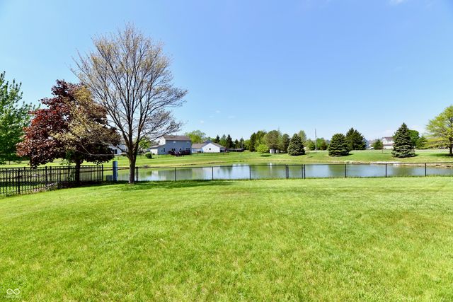 13048 Ross Crossing, Fishers, IN 46038