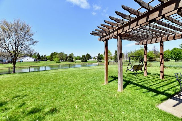 13048 Ross Crossing, Fishers, IN 46038