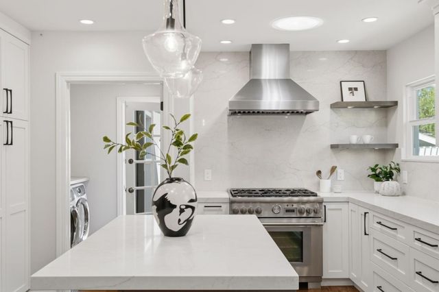 359 Hudson Street, Redwood City, CA 94062