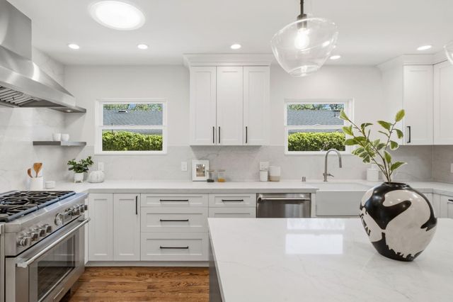 359 Hudson Street, Redwood City, CA 94062