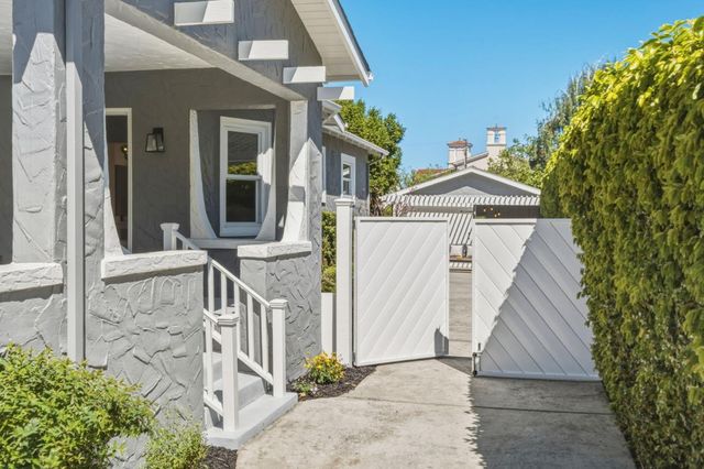 359 Hudson Street, Redwood City, CA 94062