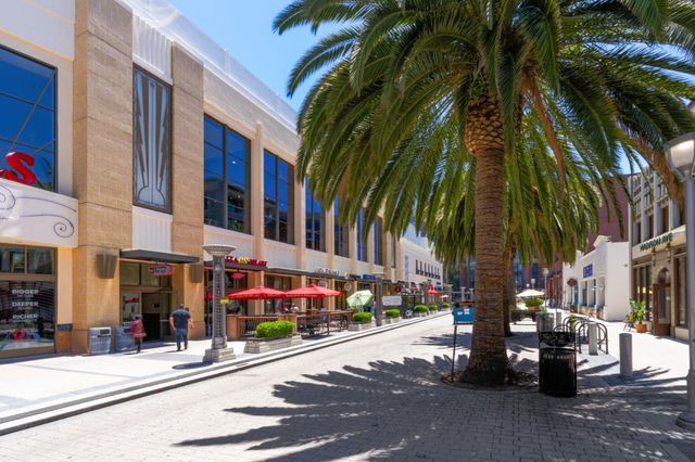 359 Hudson Street, Redwood City, CA 94062