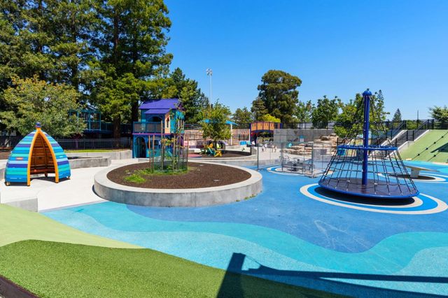 359 Hudson Street, Redwood City, CA 94062