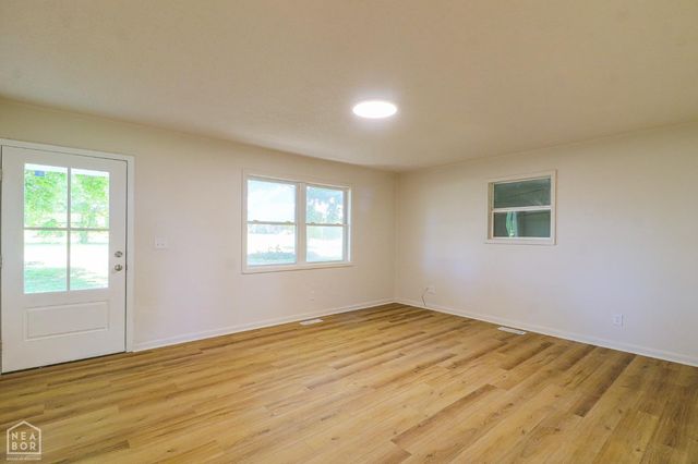 105 Wyatt Street, Bono, AR 72416