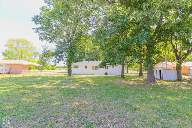 105 Wyatt Street, Bono, AR 72416