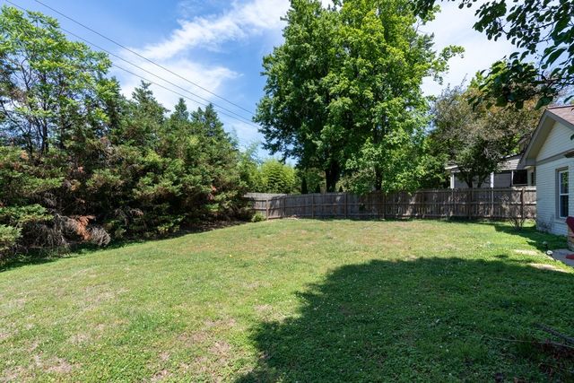 518 Maplegrove Dr, Franklin, TN 37064