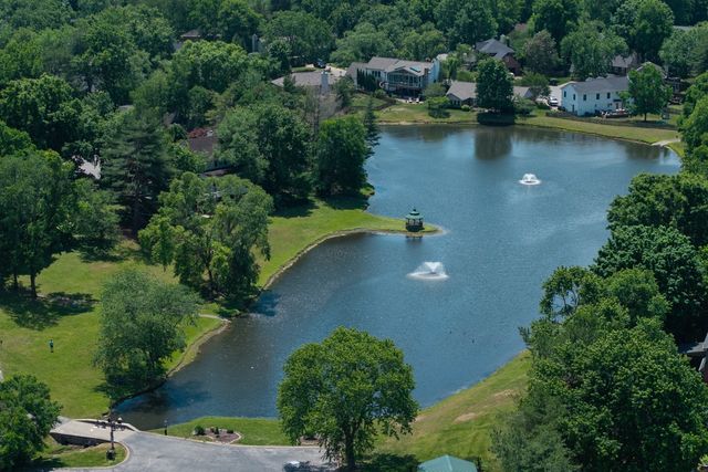 518 Maplegrove Dr, Franklin, TN 37064
