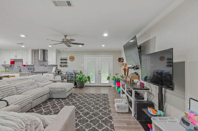 39464 Gregg Dr, Prairieville, LA 70769