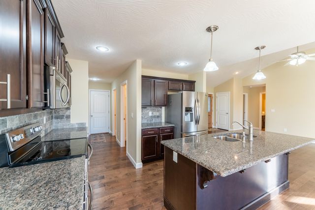 3243 Selmore Road, Ozark, MO 65721