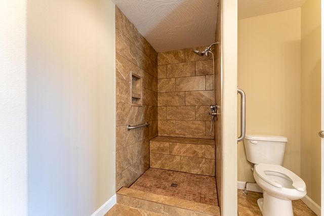 3243 Selmore Road, Ozark, MO 65721