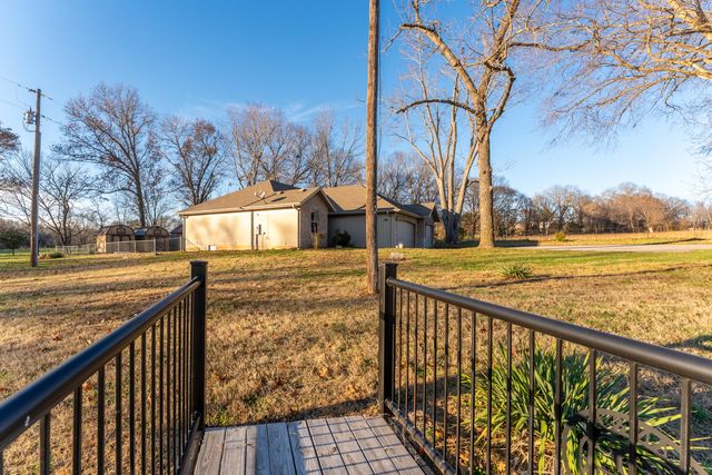 3243 Selmore Road, Ozark, MO 65721