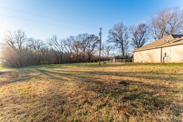 3243 Selmore Road, Ozark, MO 65721