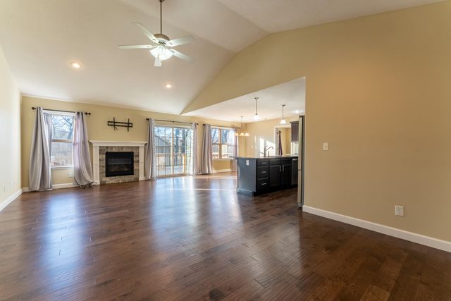 3243 Selmore Road, Ozark, MO 65721