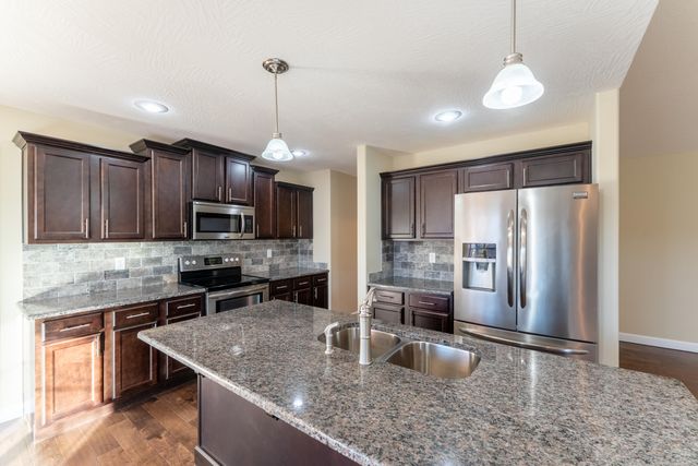 3243 Selmore Road, Ozark, MO 65721