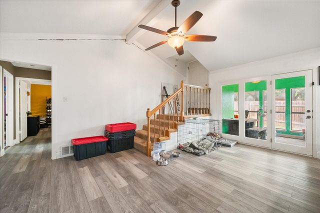 802 Crest Oak Court, Arlington, TX 76012
