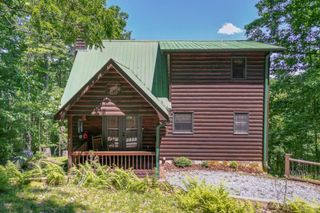 801 Davenport Mountain Road, Blue Ridge, GA 30513