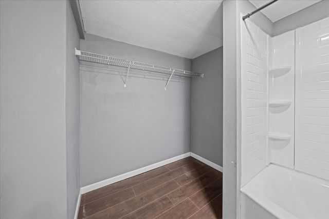 209 Smith Ave, Hohenwald, TN 38462