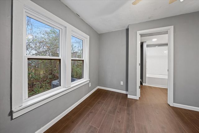 209 Smith Ave, Hohenwald, TN 38462