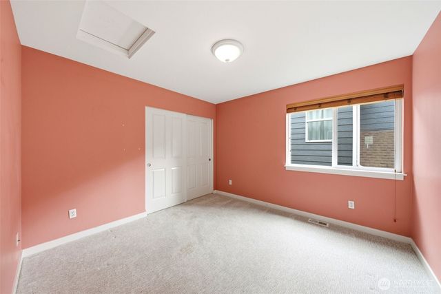 24750 NE 3rd Place, Sammamish, WA 98074