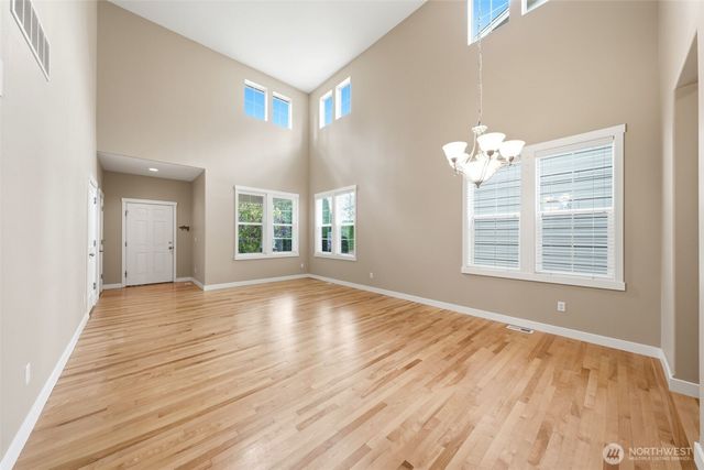 24750 NE 3rd Place, Sammamish, WA 98074