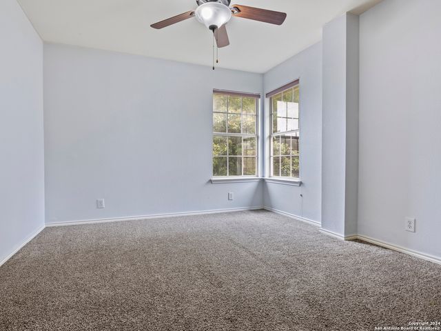 18 NIKITA DR, San Antonio, TX 78248