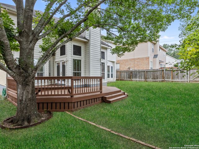 18 NIKITA DR, San Antonio, TX 78248