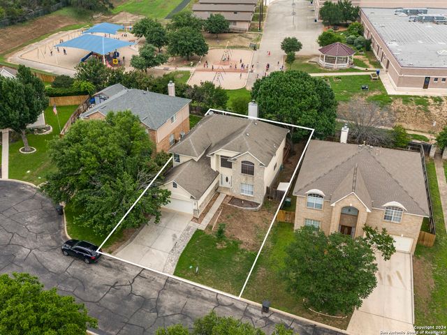 18 NIKITA DR, San Antonio, TX 78248