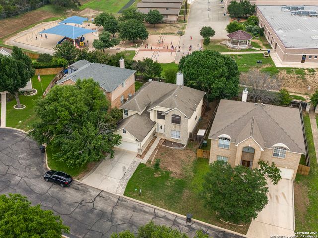 18 NIKITA DR, San Antonio, TX 78248