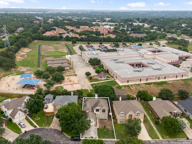 18 NIKITA DR, San Antonio, TX 78248
