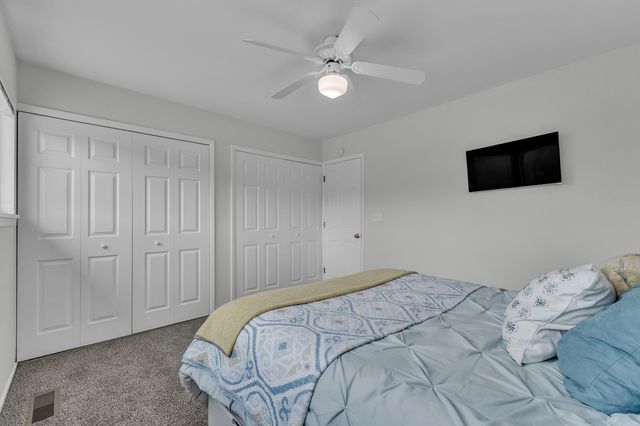 753 Peninsula Court 305, Ann Arbor, MI 48105