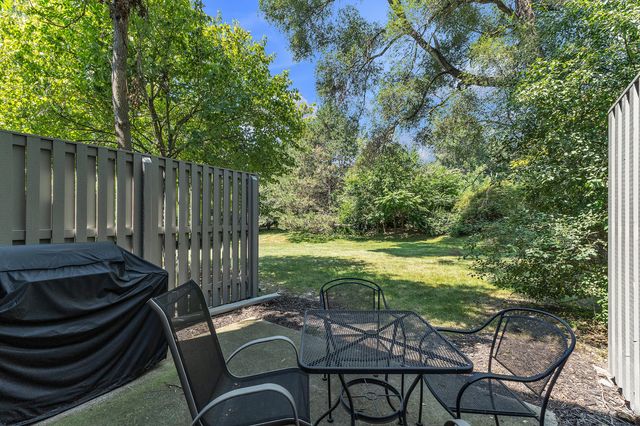 753 Peninsula Court 305, Ann Arbor, MI 48105