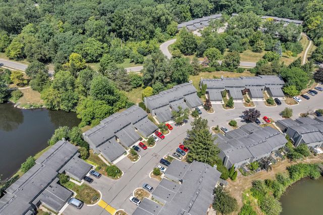753 Peninsula Court 305, Ann Arbor, MI 48105