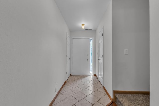 753 Peninsula Court 305, Ann Arbor, MI 48105