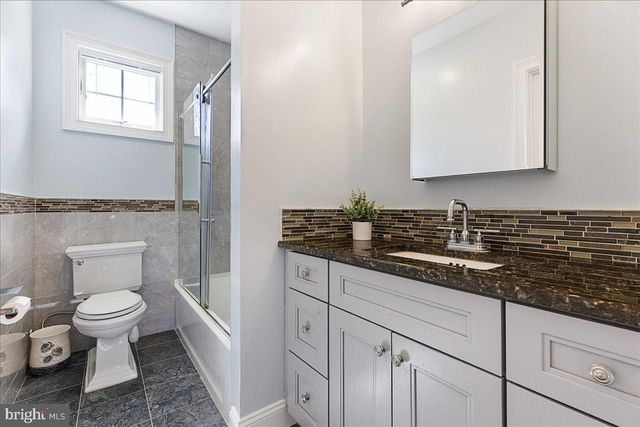 535 VILLAGE ROAD WEST, Princeton Junction, NJ 08550