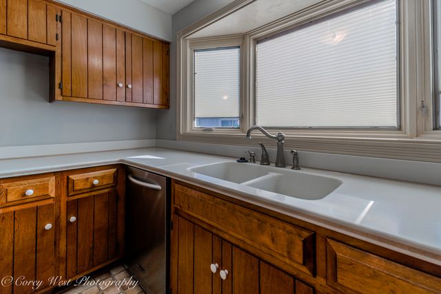 115 S VAN NORTWICK Avenue, Batavia, IL 60510