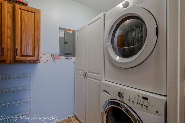 115 S VAN NORTWICK Avenue, Batavia, IL 60510