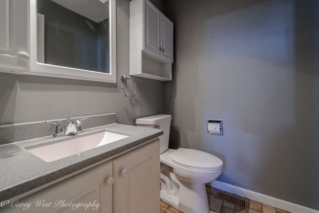 115 S VAN NORTWICK Avenue, Batavia, IL 60510