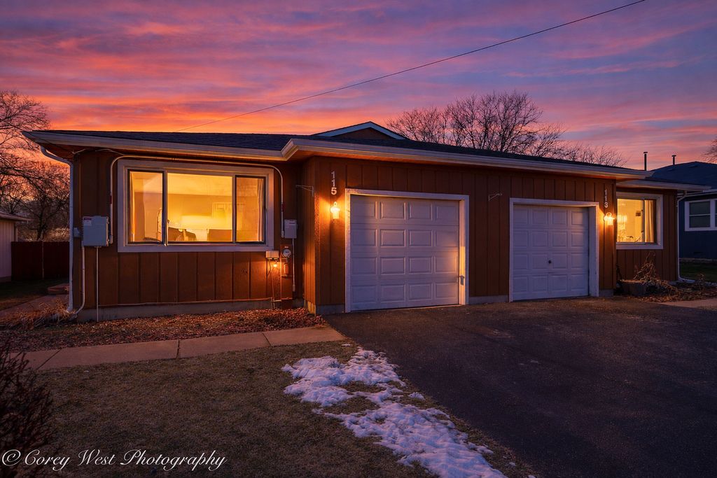 115 S VAN NORTWICK Avenue, Batavia, IL 60510