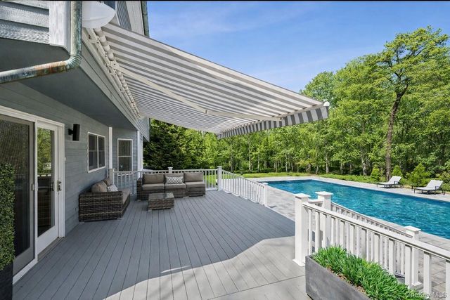 9 Red Creek Circle, Hampton Bays, NY 11946