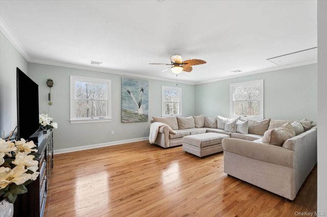 9 Red Creek Circle, Hampton Bays, NY 11946
