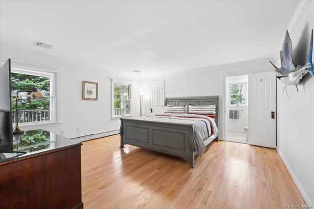 9 Red Creek Circle, Hampton Bays, NY 11946