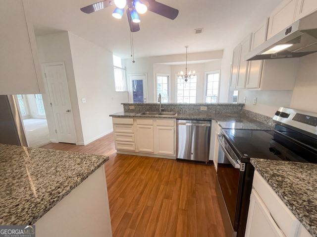 686 Watson Reef, Stone Mountain, GA 30087