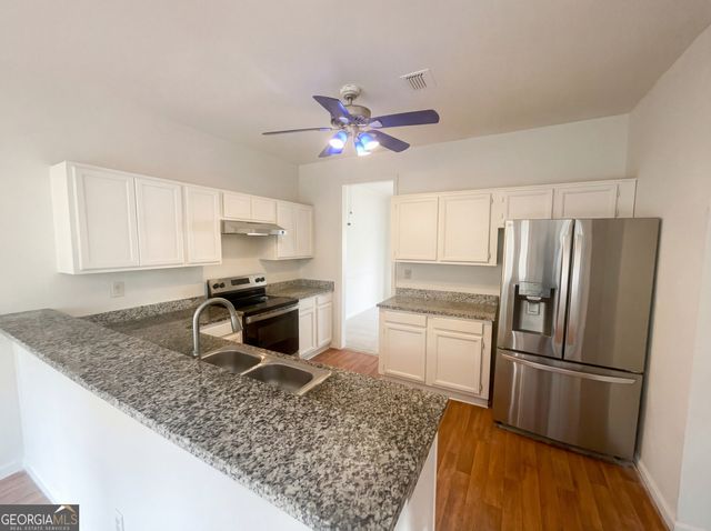 686 Watson Reef, Stone Mountain, GA 30087