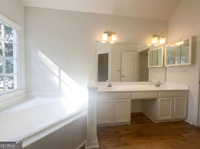 686 Watson Reef, Stone Mountain, GA 30087