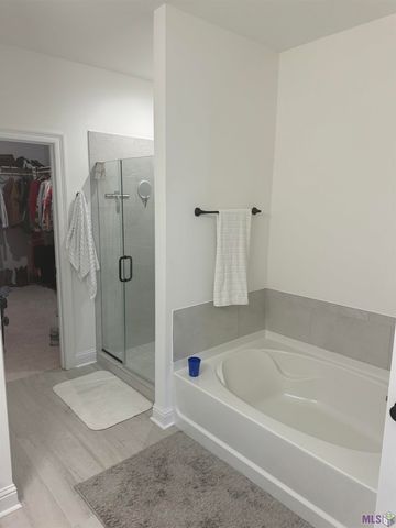 9324 Asoka Ave, Baton Rouge, LA 70810