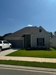 9324 Asoka Ave, Baton Rouge, LA 70810