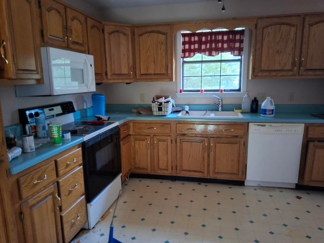 834 Crestridge Drive, Rossville, GA 30741