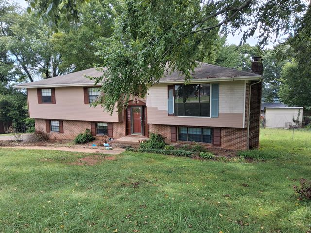 834 Crestridge Drive, Rossville, GA 30741